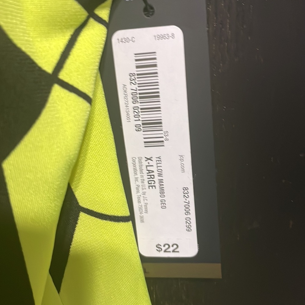NWT Worthington Top Blouse Size XL Black Yellow - Picture 3 of 4